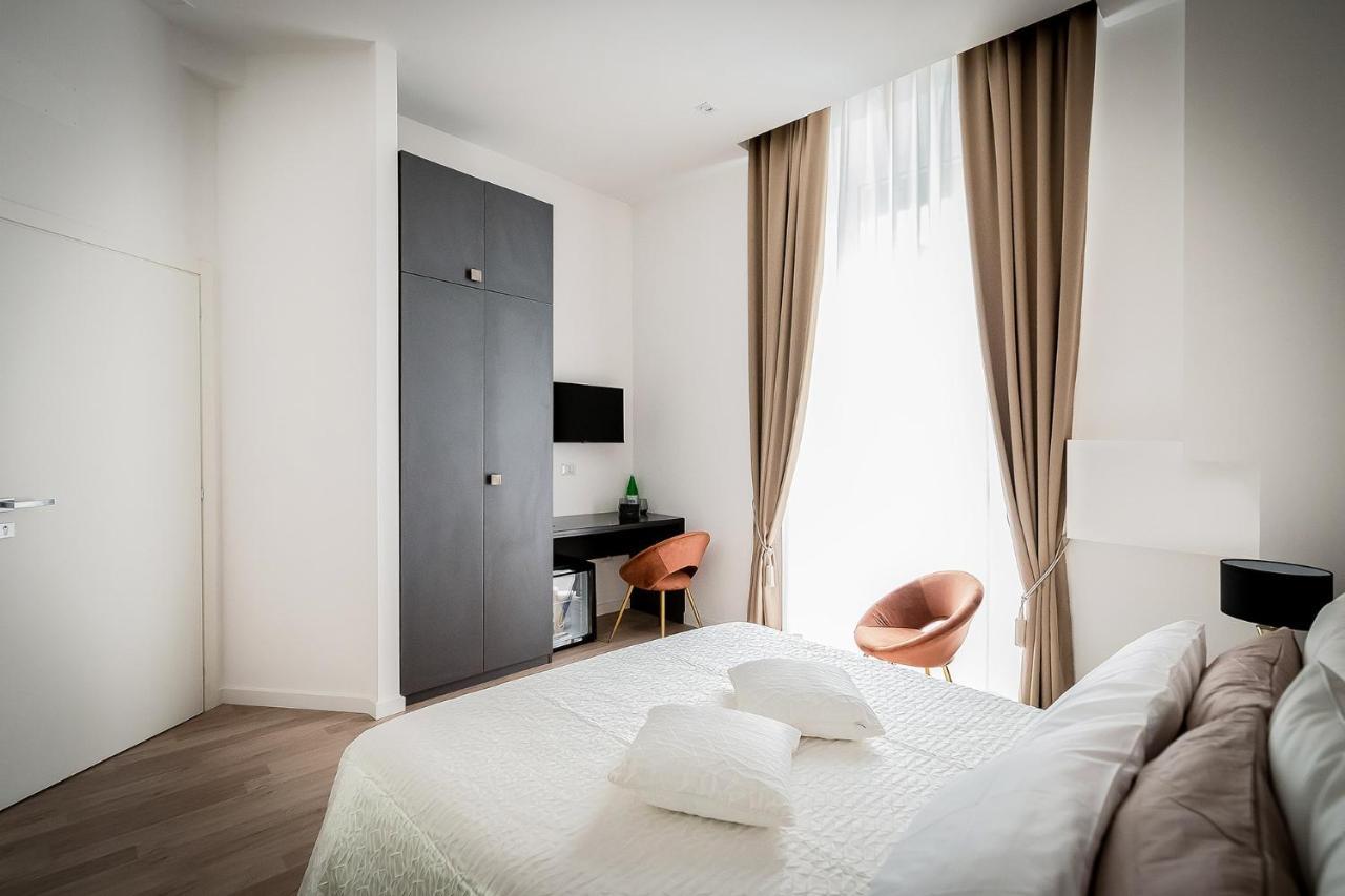 Fj Bianco Guest House เนเปิลส์ ภายนอก รูปภาพ