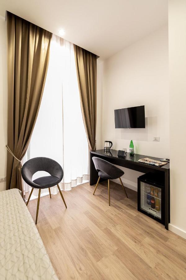 Fj Bianco Guest House เนเปิลส์ ภายนอก รูปภาพ